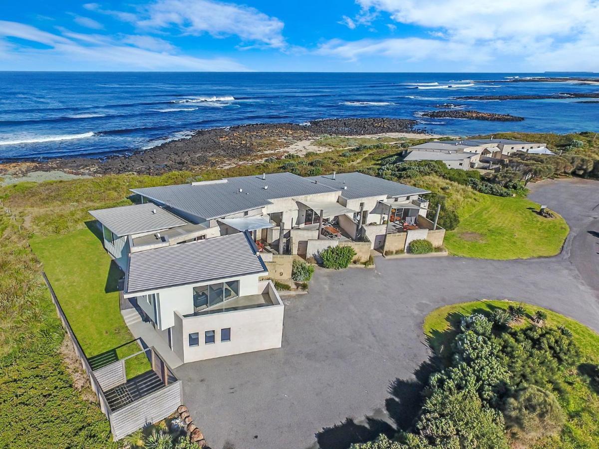 Hearns Beachside Villa 2 ポート・フェアリー エクステリア 写真