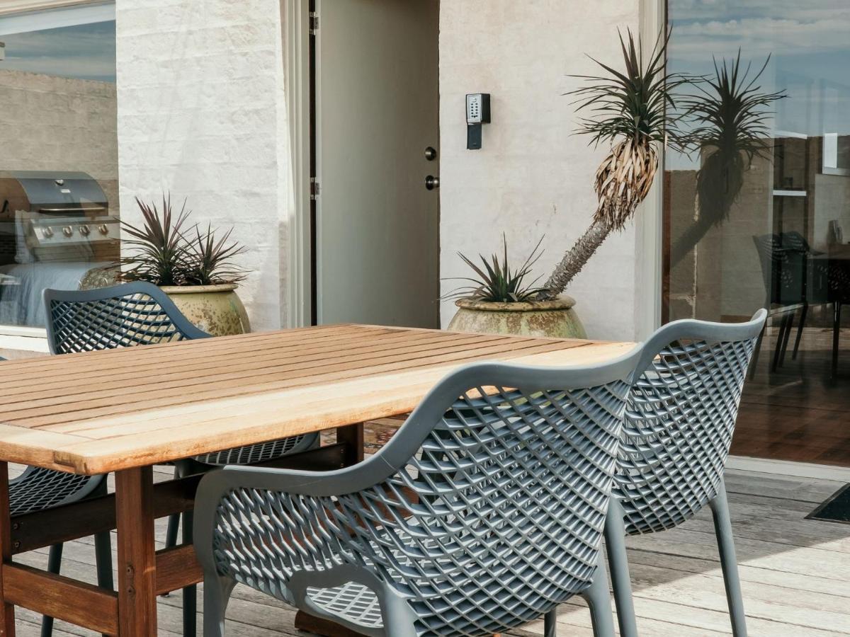 Hearns Beachside Villa 2 ポート・フェアリー エクステリア 写真