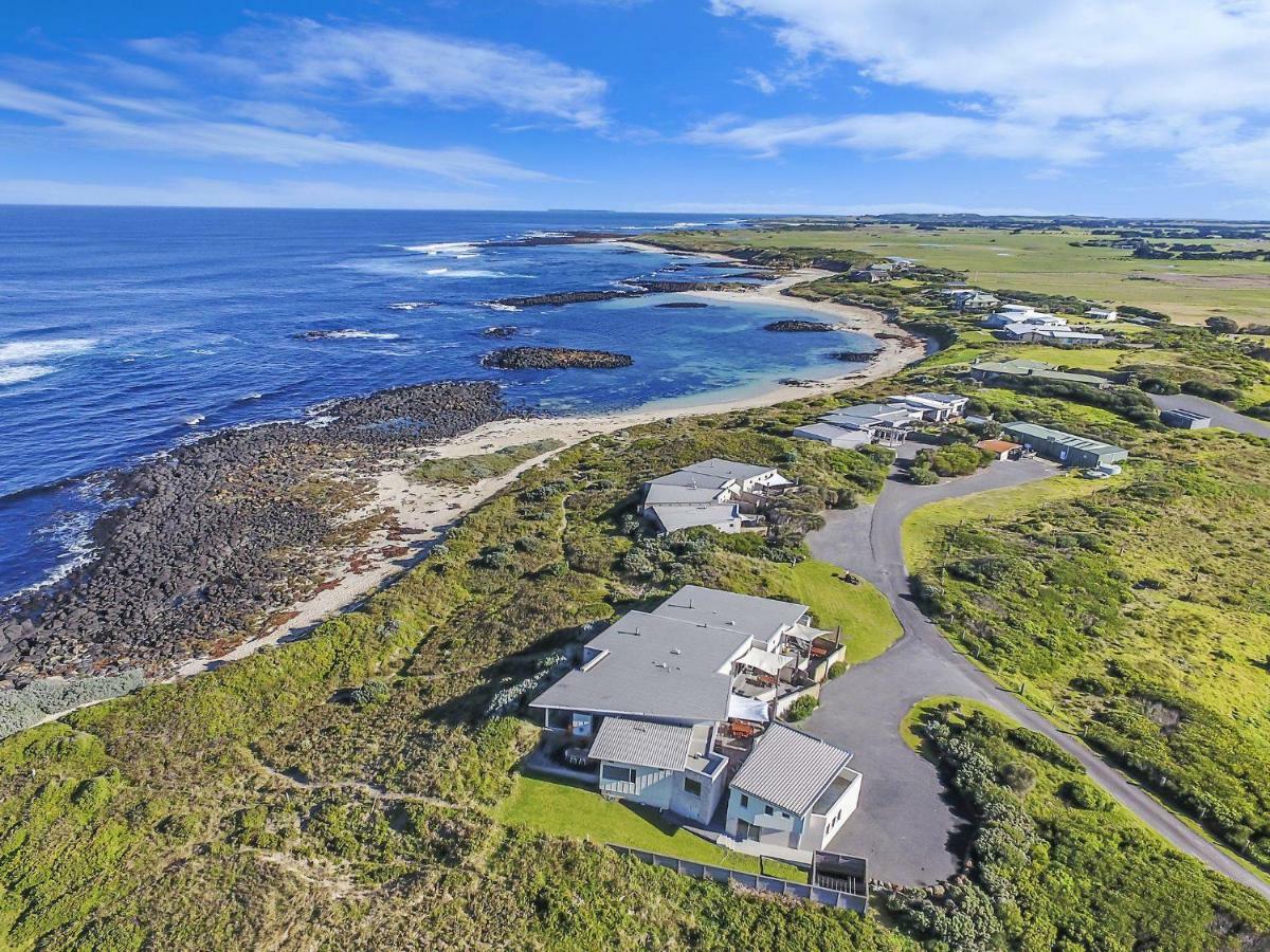 Hearns Beachside Villa 2 ポート・フェアリー エクステリア 写真
